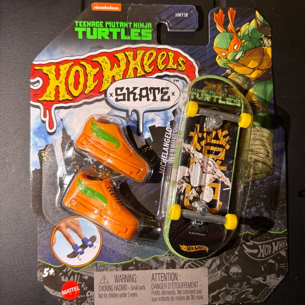 Hot Wheels x Teenage Mutant Ninja Turtles Skateboard Set